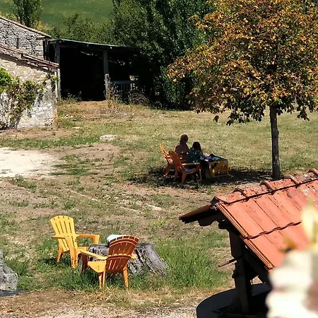 Domaine Au Marchay Bed & Breakfast Nojals-et-Clotte