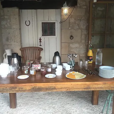 Bed & Breakfast Domaine Au Marchay 3*